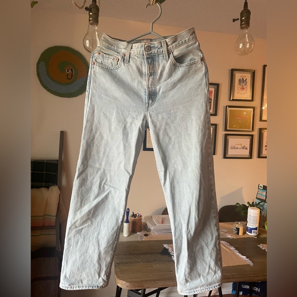 Levis ribcage straight jeans
